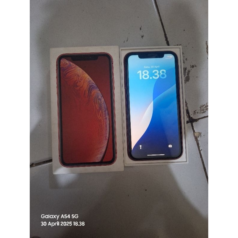 iPhone xr 128 ibox garansi resmi indonesia