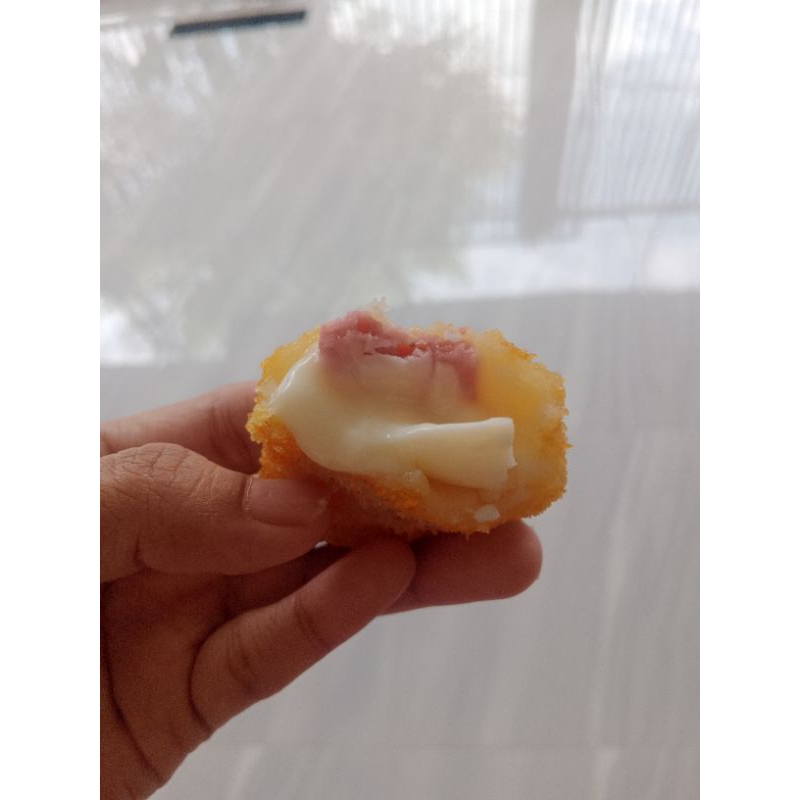 

Risol Mayo