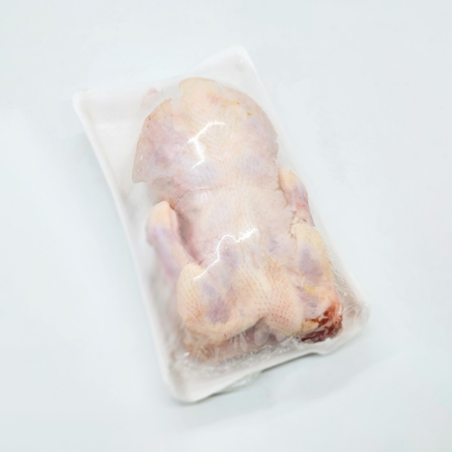 

Ayam Karkas Berat 0.7 sd 0.8 kg