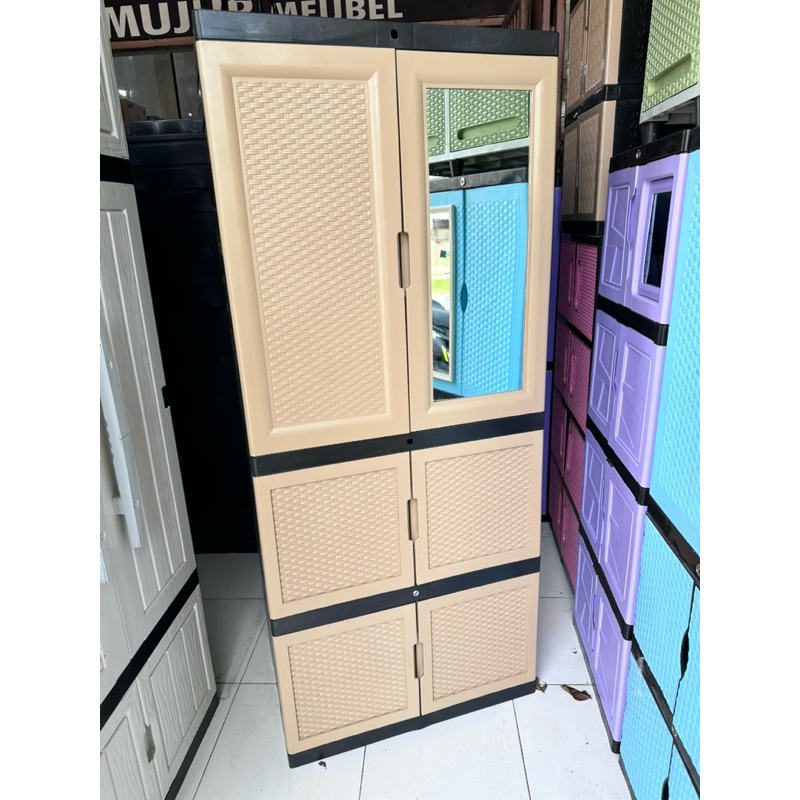 lemari plastik gantung jumbo by GUNPLAS