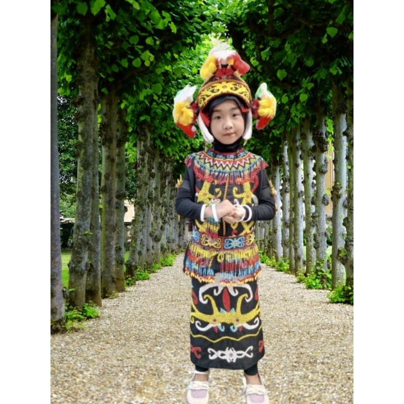 BAJU ADAT DAYAK ANAK FULL MANIK/SET ACC BAJU ADAT DAYAK ANAK FULL MANIK