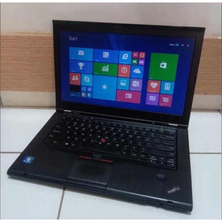 Lenovo Thinkpad T430  Core i5  Ram 4/320gb, Mulus, Like New, Black