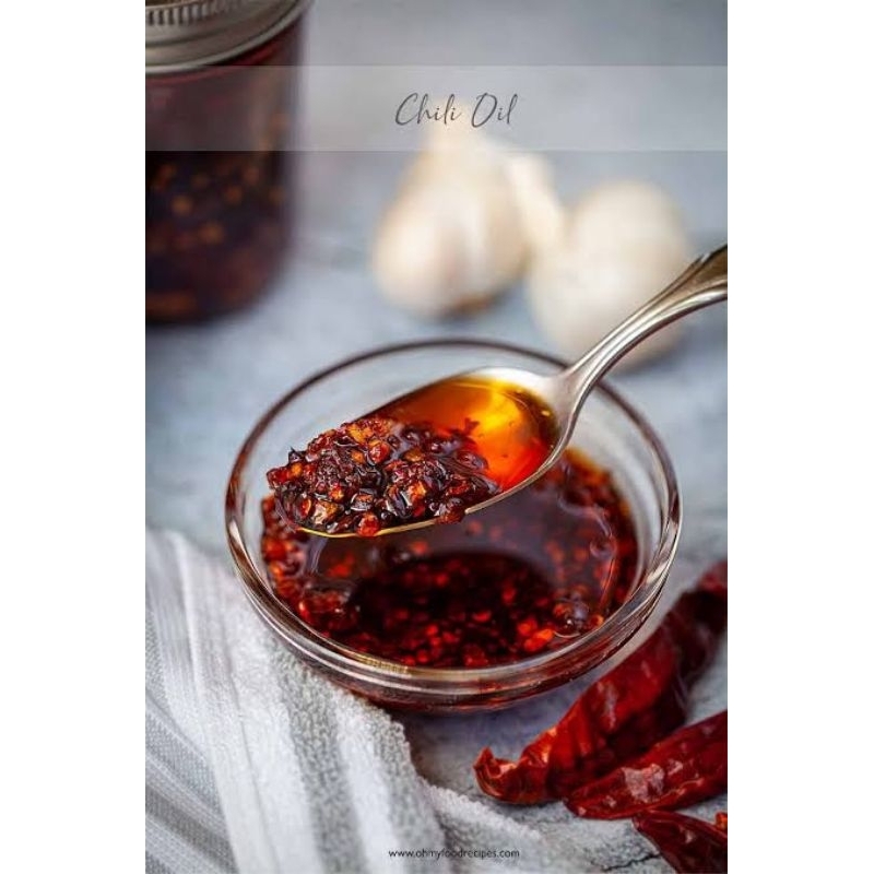 

MAKARASA SAVOR CHILI OIL - CABAI MINYAK REMPAH | CABAI KERING MINYAK - SAMABAL CHILI OIL 500 ML
