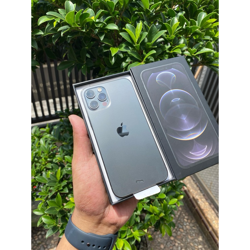 iphone 12PM inter
