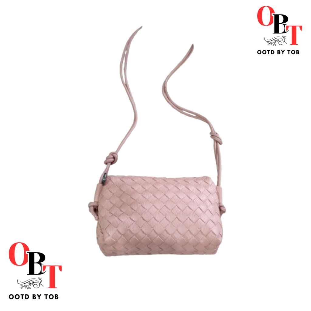 Tas Selempang  Lucu Aesthetic Mini Bahan Anyam B173 - Tas selempang wanita