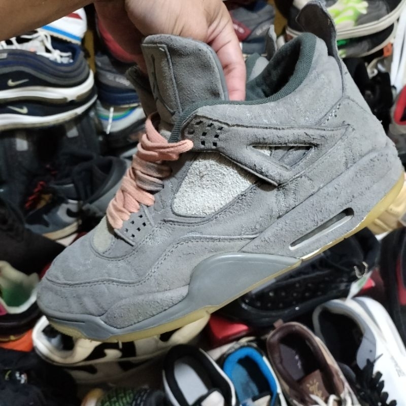 Nike Air Jordan retro 4 Kaws cool grey, Size 44.5
