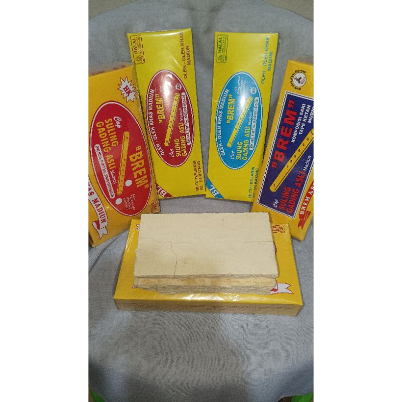 

Cemilan nostalgia BREM isi 3-4 batang (SULING GADING), manis asem