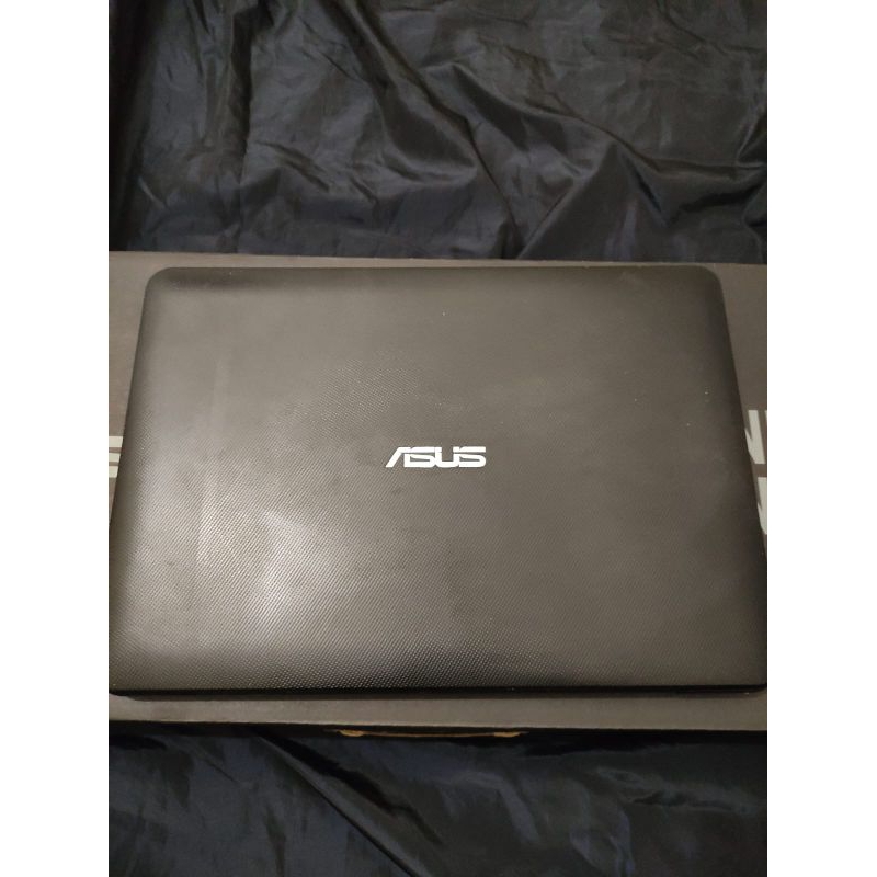 LAPTOP ASUS X454Y AMD A8-7410 - RAM 4GB/HDD 500GB