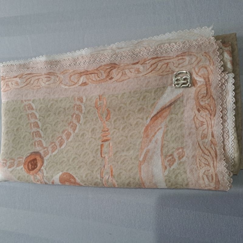 Chain series 1 vert buttonscarves PL