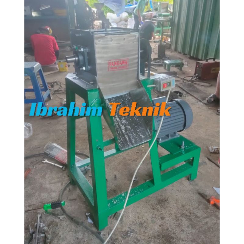 Parut Kelapa Super penggerak Dinamo 1 HP TAIWAN