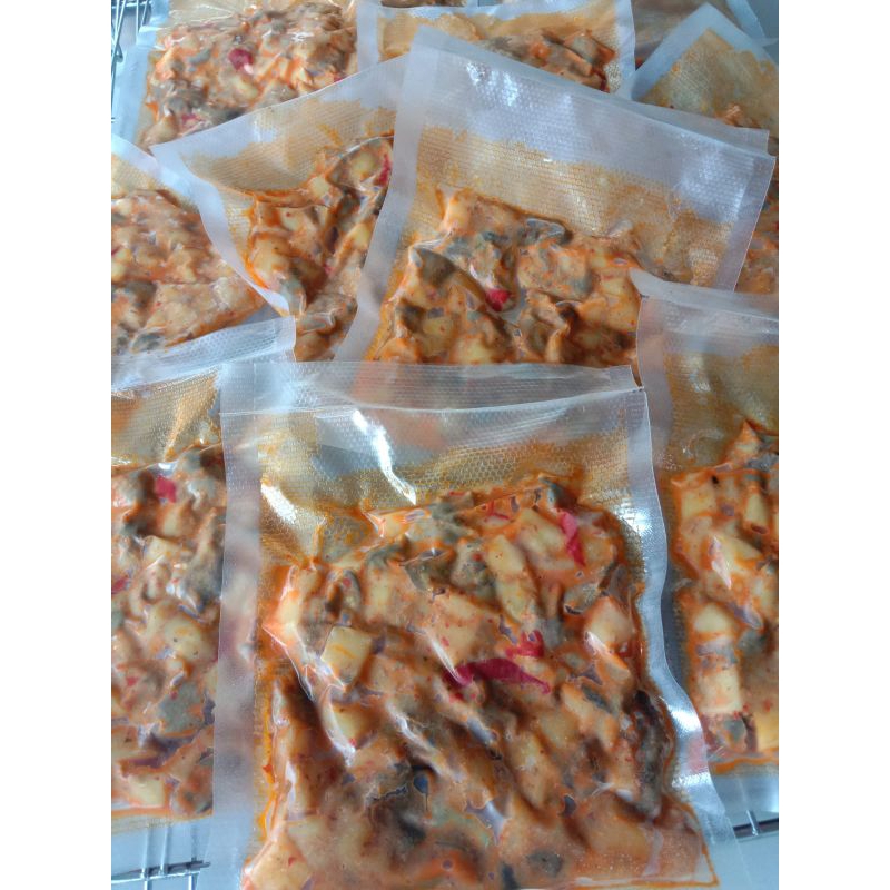 

AYAM WOKU DAN KENTANG ATI (MASAKAN RUMAHAN/LAUK MATENG) HALAL