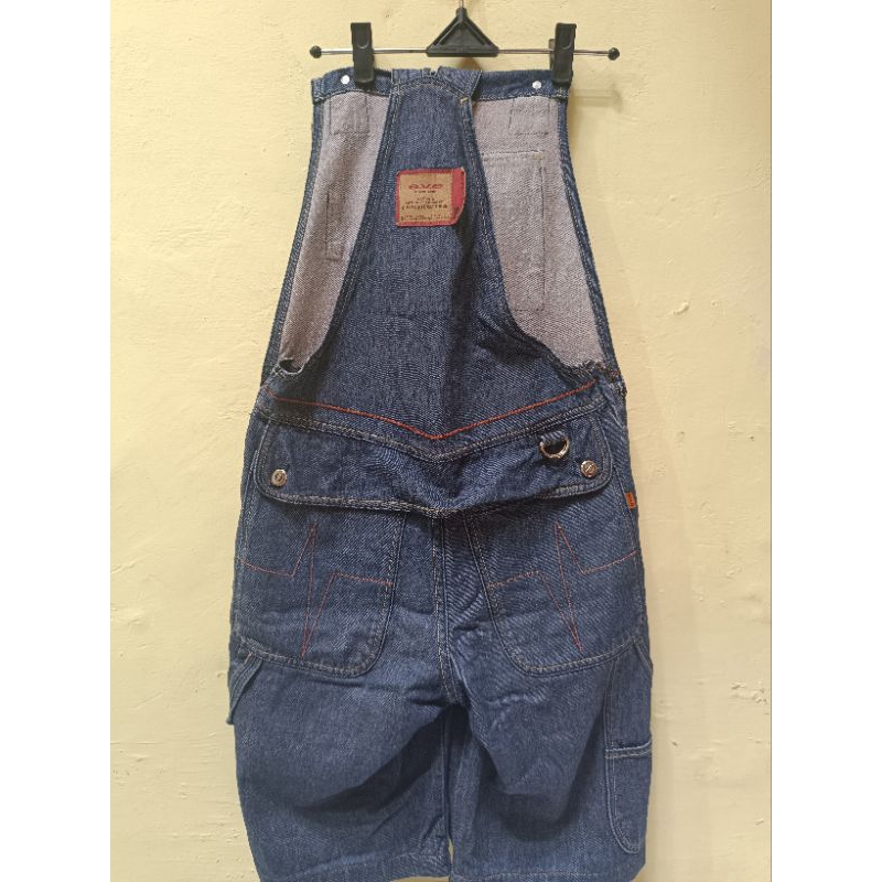 OVERALL E. V. E PENDEK