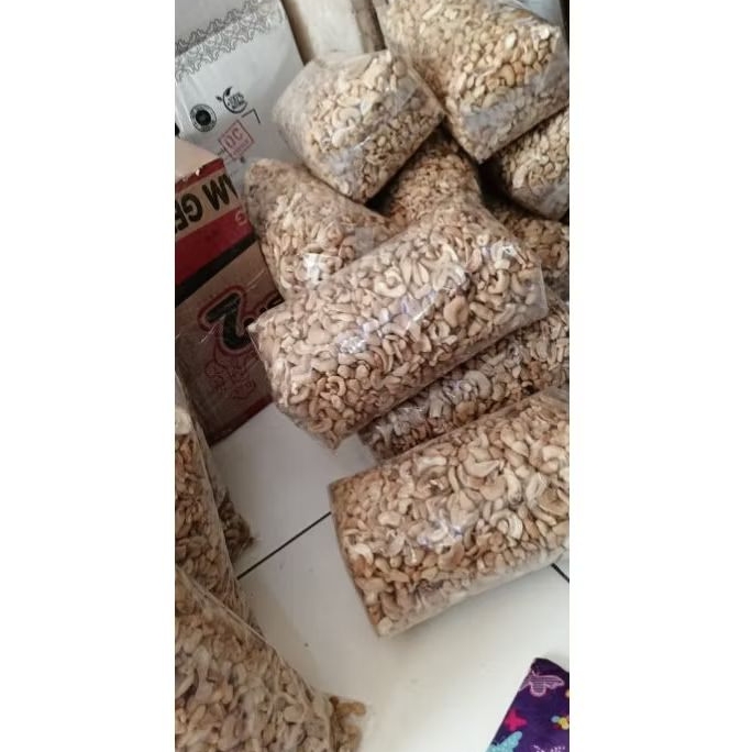 kacang mede mentah 1kg
