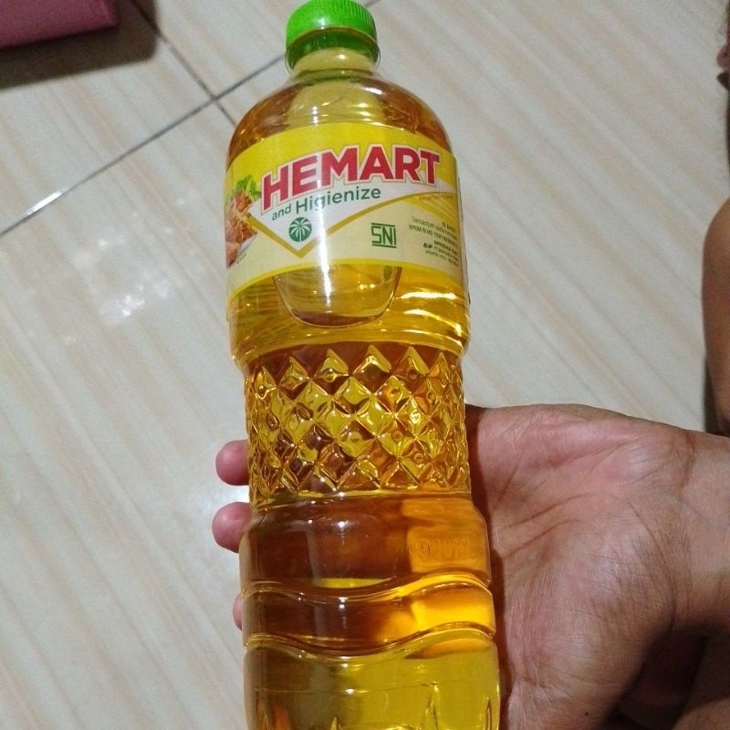 

minyak goreng hemart BKP 900ml