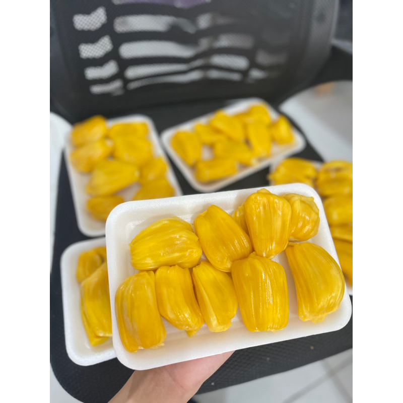 

nangka kupas 500gr / 1 kg