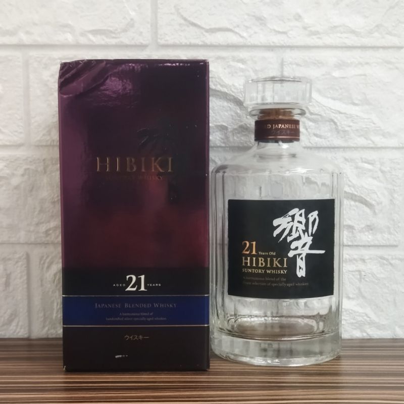 Botol Kosong Hibiki 21 Years Old 700ml + Box Ungu