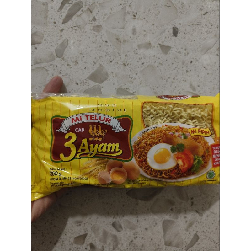 

Mie Telur 3 Ayam Kemasan 200 Gram