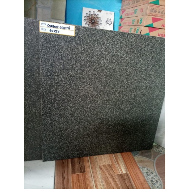 ESSENZA Granit Carbon Graniti 60x60 kasar