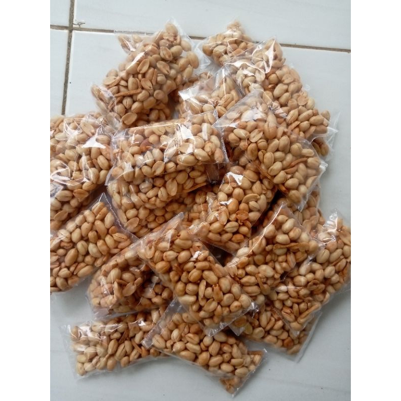 

Kacang Bawang Seribuan isi 25 Pcs