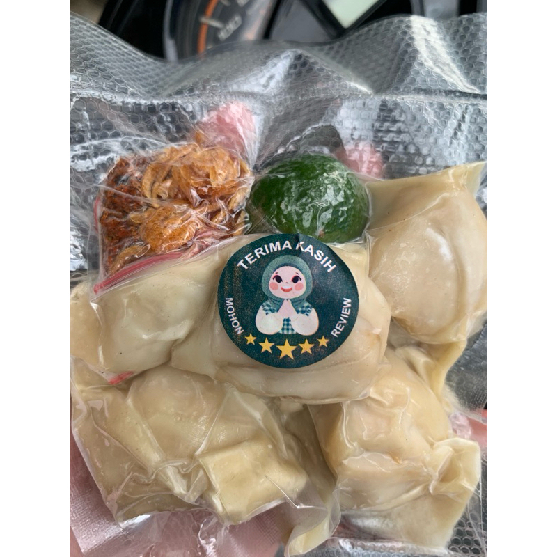 

Pangsit Kuah/goreng isi daging