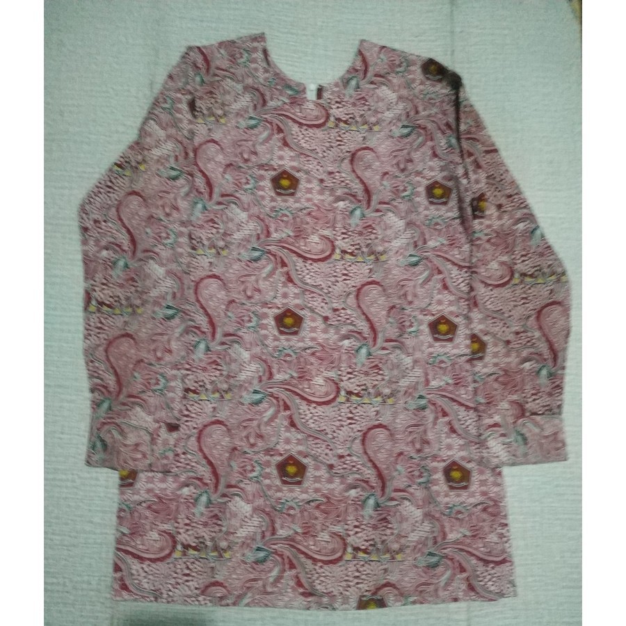 preloved batik sekolah perempuan/dy221