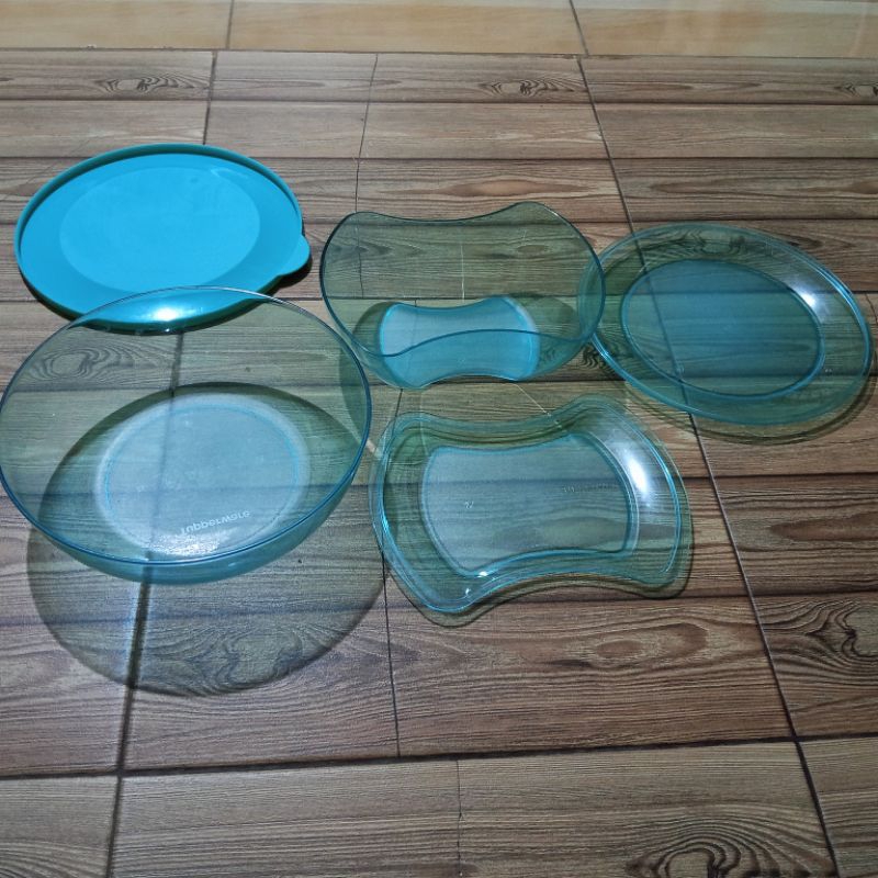 domino tosca Tupperware