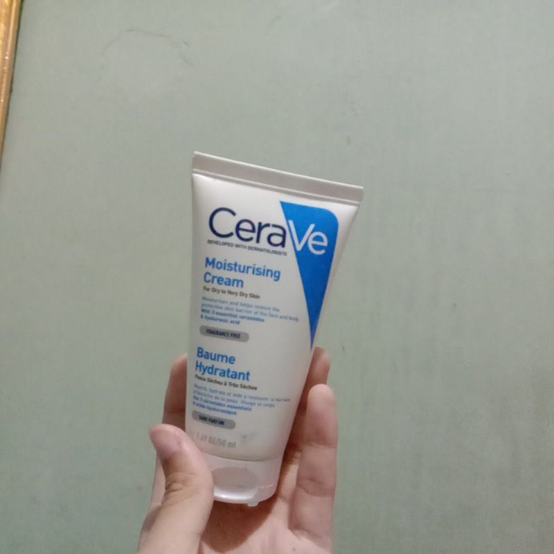 PRELOVED CERAVE MOIST