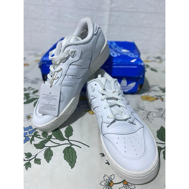 [New] Sneakers Foot locker