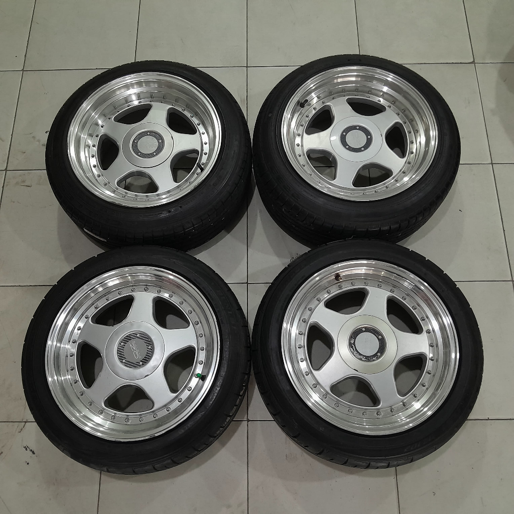 velg mobil bekas sama ban siap pakai cocok brio jazz yris mada 2 kondsi sangat baik