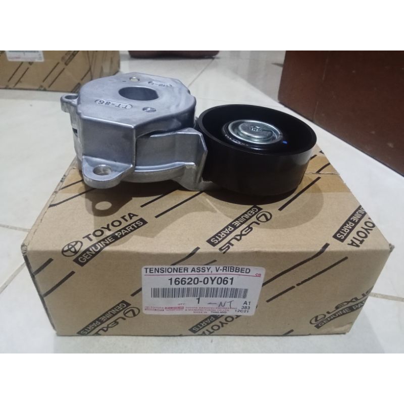 tensioner fanbelt sienta