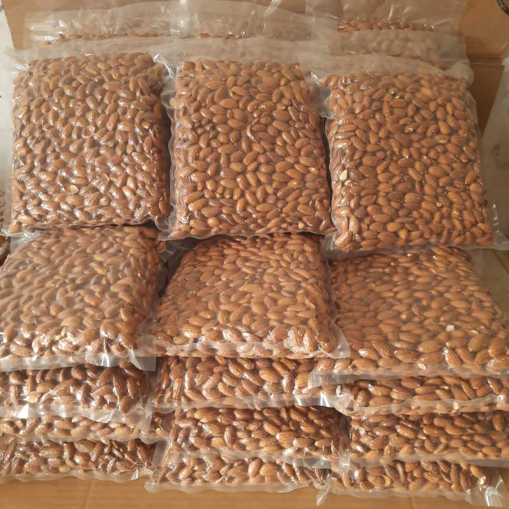 

Kacang Almond Panggang 1kg