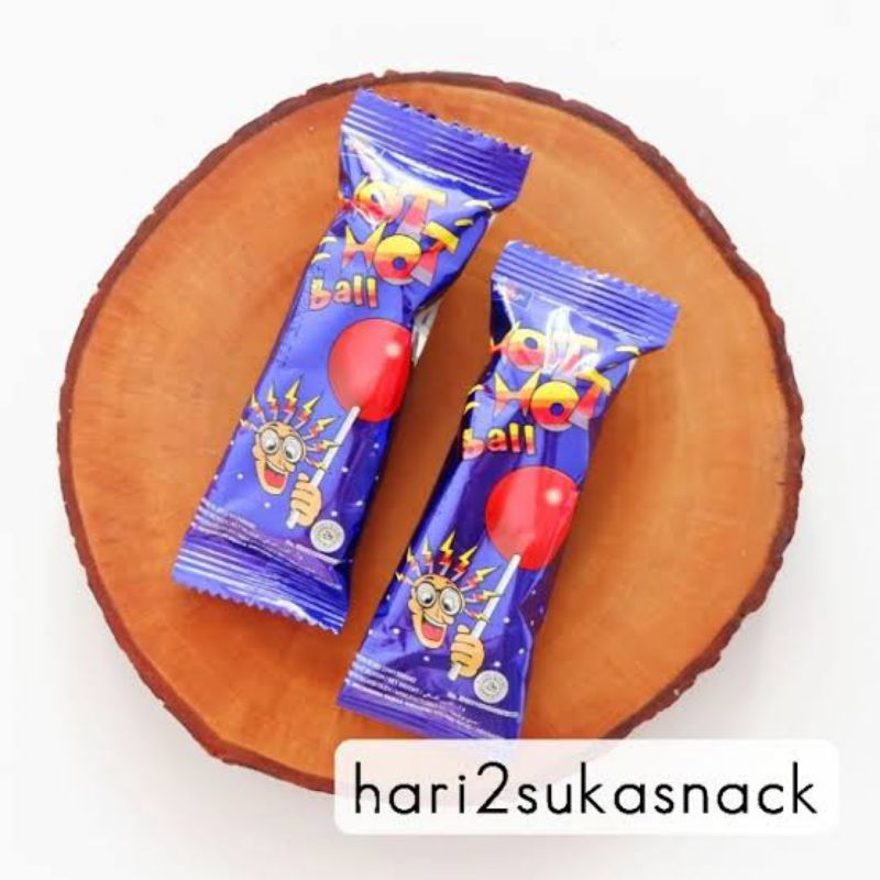 

PERMEN HOT HOT BALL LOLLIPOP HBM (1 BAGS ISI 16 PCS ) ECER 500