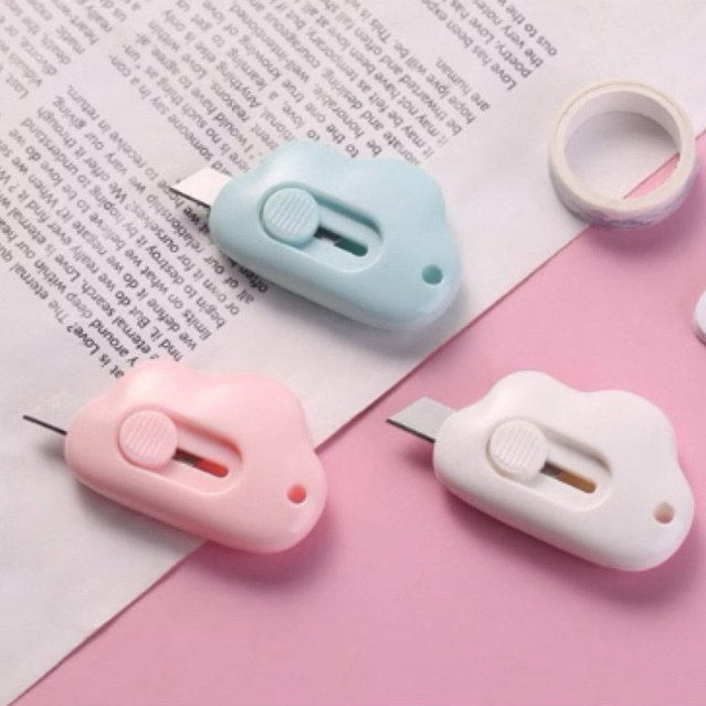 

Cutter Mini Pisau Pemotong Kertas Mini Portable Cutter Mini Bentuk Awan Cutter Mini Pembuka Paket PR152