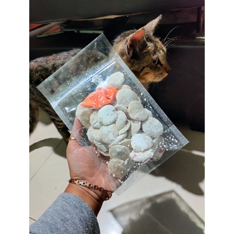 

CIPAK KOCEAK ISI 30 MANISS GURIHH ENAKK!!!