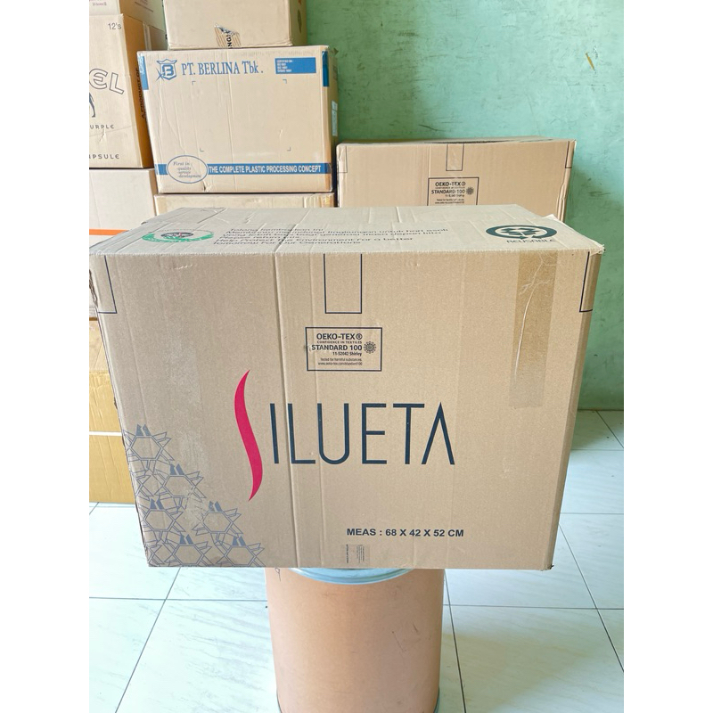 

kardus bekas jumbo ukuran (68x42x52) tebal 2 lapis