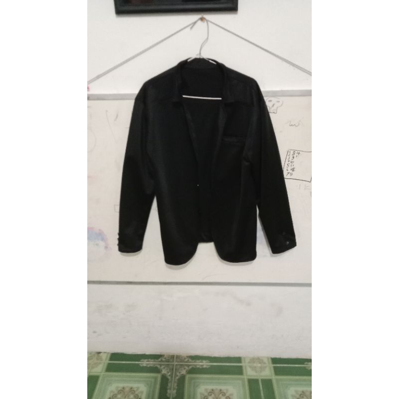 Blazer hitam pekat bahan tebal