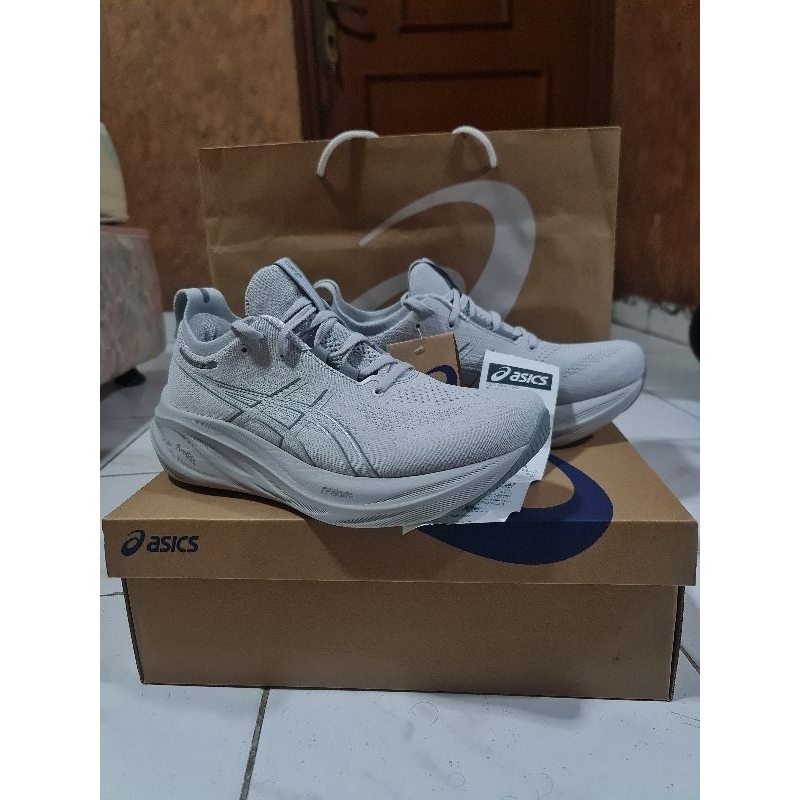 DIJUAL (Second Mulus)Original Asics Running Gel-Nimbus 26 Grey UK.42