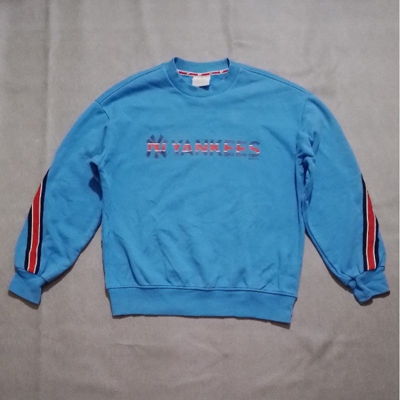 Crewnek Newyork Yankes size M (PxL: 64x61)