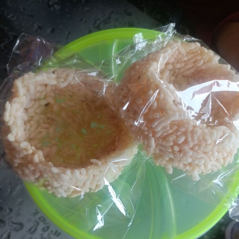 

paket rengginang dan kue gulung