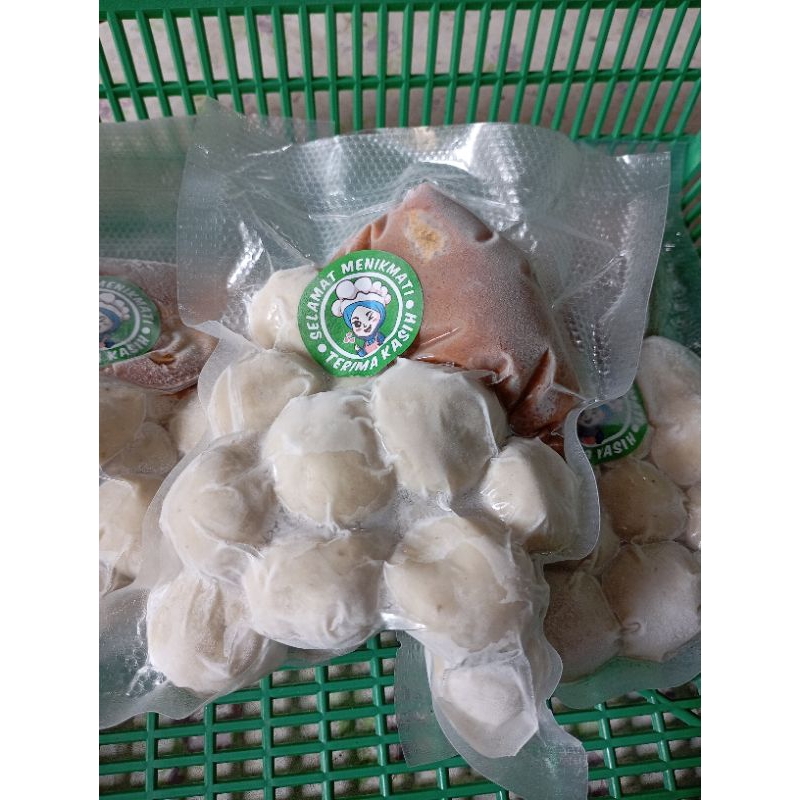 

Cilok sambel kacang