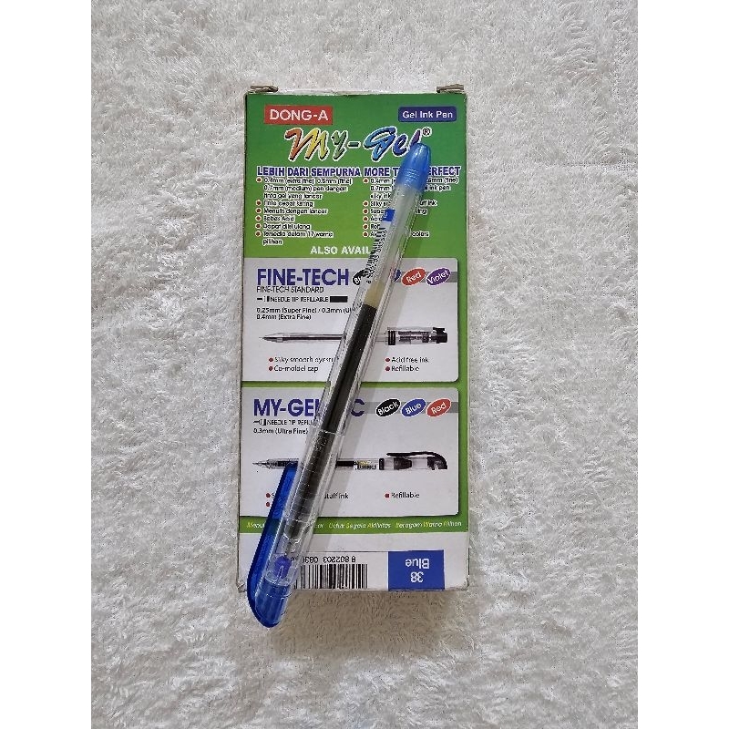 

Pulpen / Pen My Gel 1 pack 12 pcs Warna Hitam dan Biru