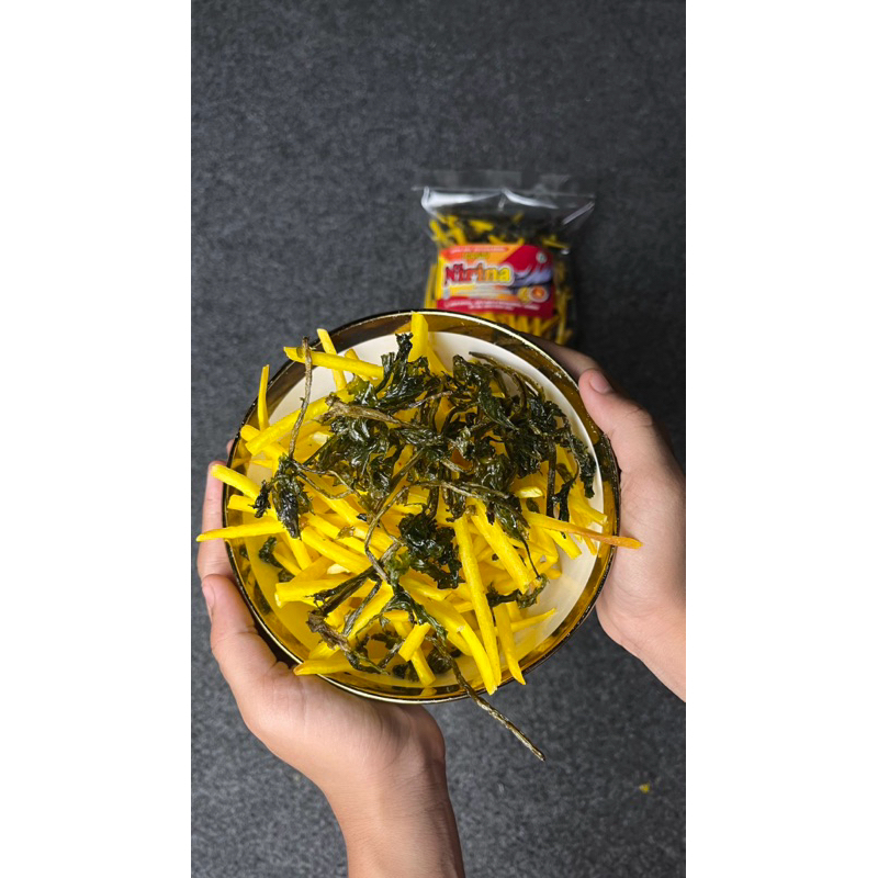 

Kerupuk Sanjai Lidi/ Tusuk gigi/ Lidi Panjang - Gurih asin rasa bawang