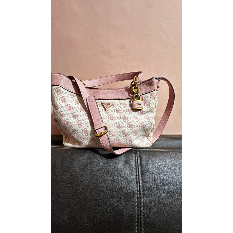 tas pl merek guess ori