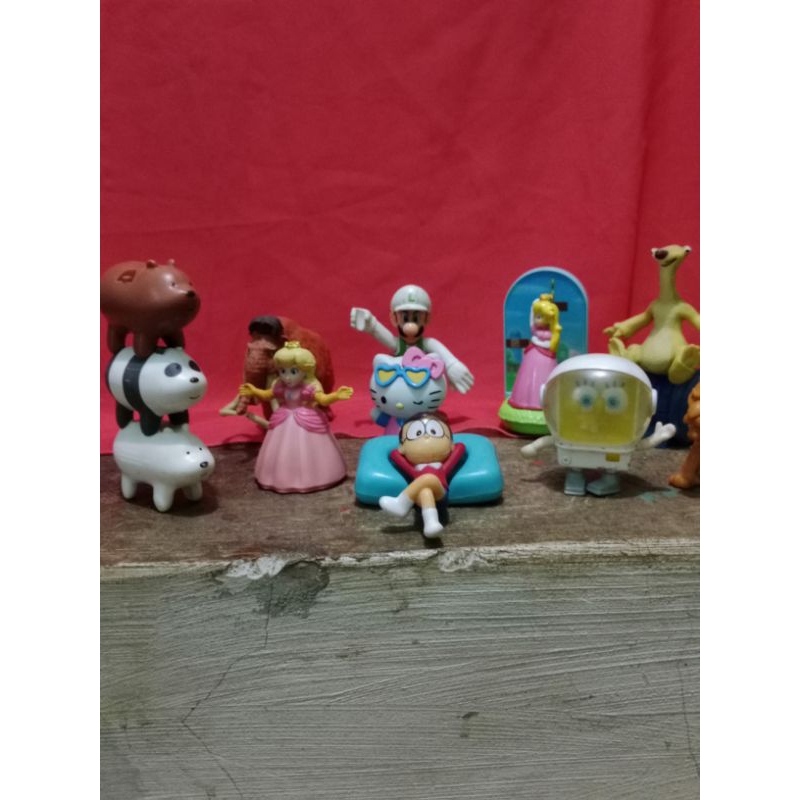 Figure MCD  Pokemon, Doraemon, Hello KittyDLL