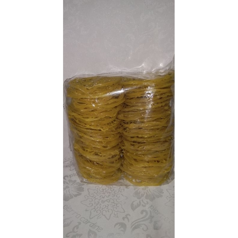 

KERUPUK MIE KUNING MENTAH