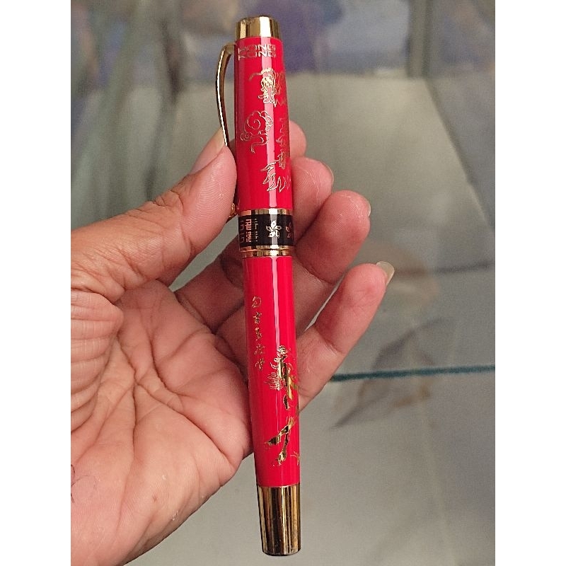 

Pulpen Dragon Antik Asli Dari Hongkong (cek deskripsi)