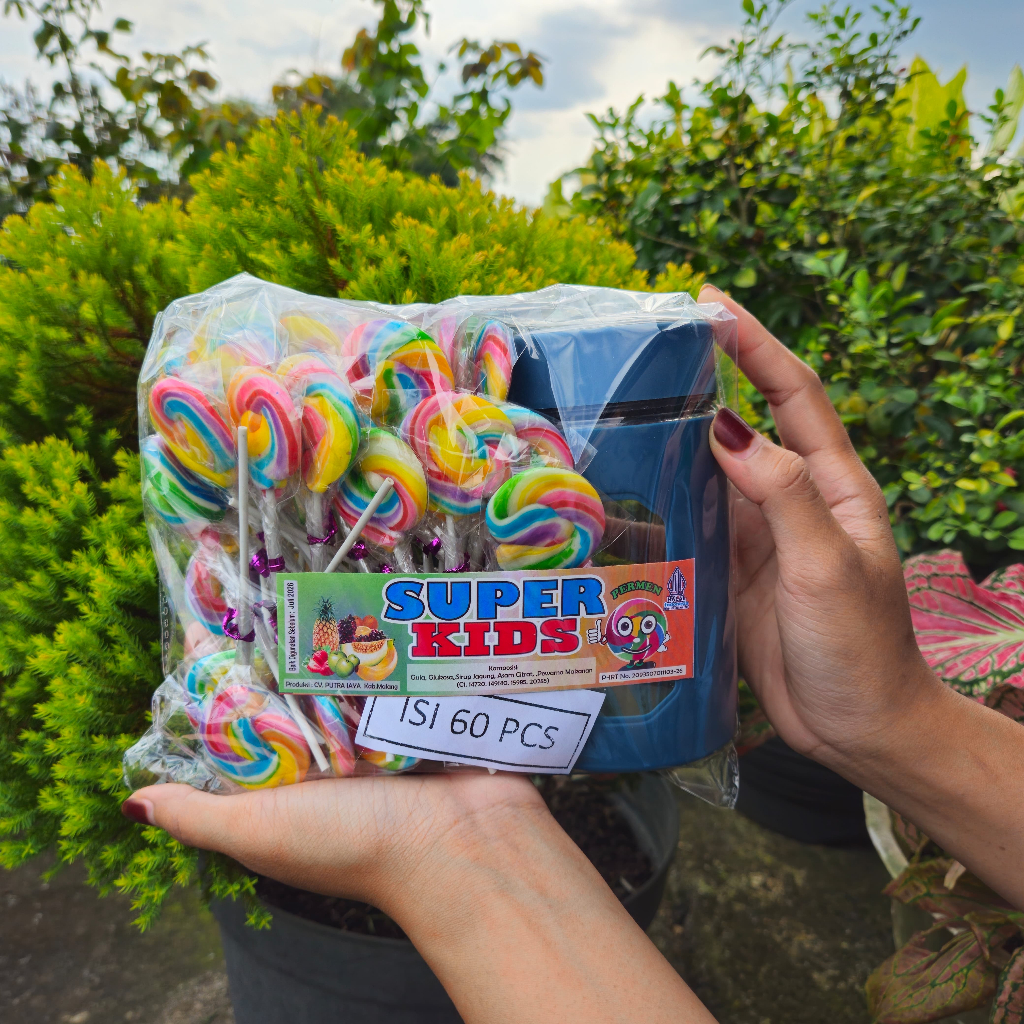 

PERMEN LOLIPOP PELANGI SUPER KIDS BERHADIAH ISI 60 (Langsung dari pabriknya). Cek deskripsi yaa.