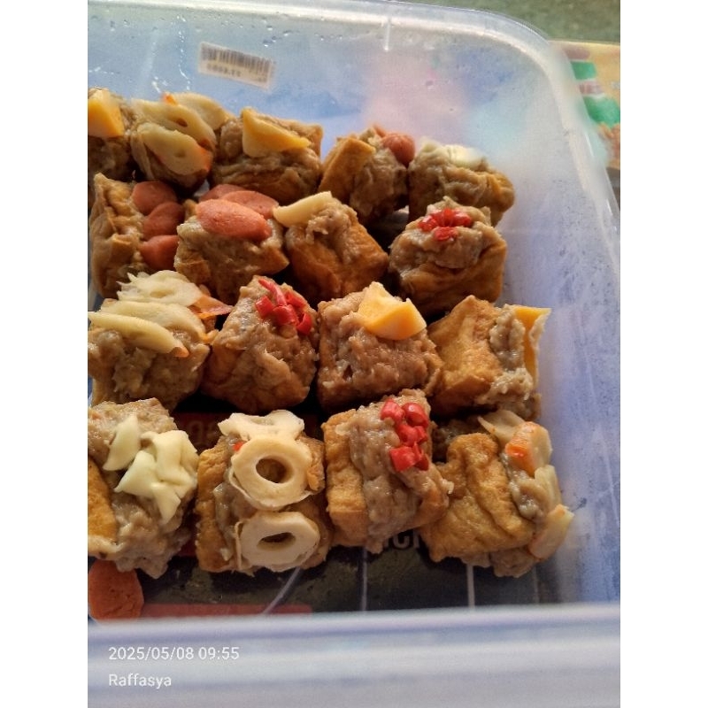 

tahu bakso aneka toping.