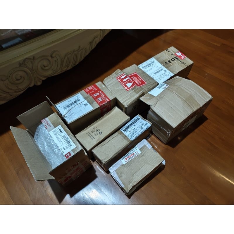 

kardus kosongan bekas pakai