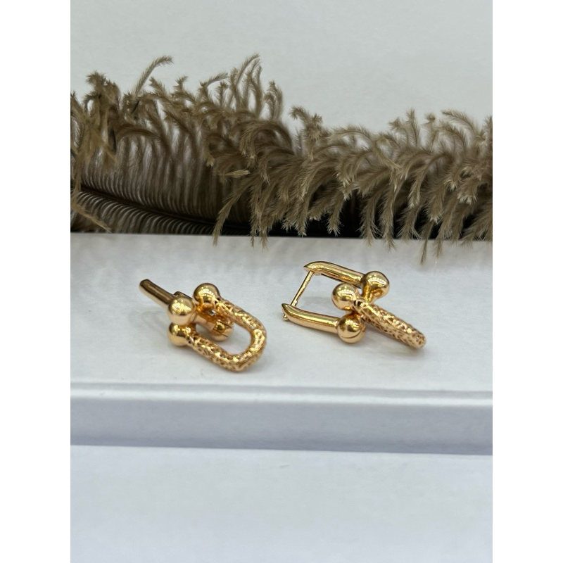 anting tfn emas kadar 750% / 17,18,22k